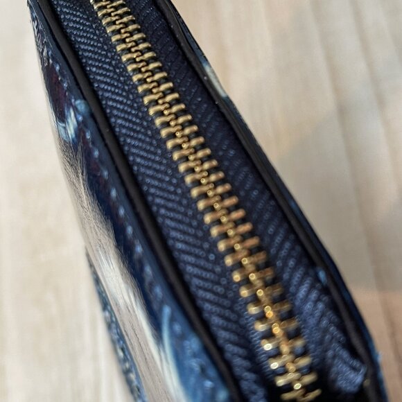 Tory Burch Tie Dye Continental Wallet - Picture 8 of 10